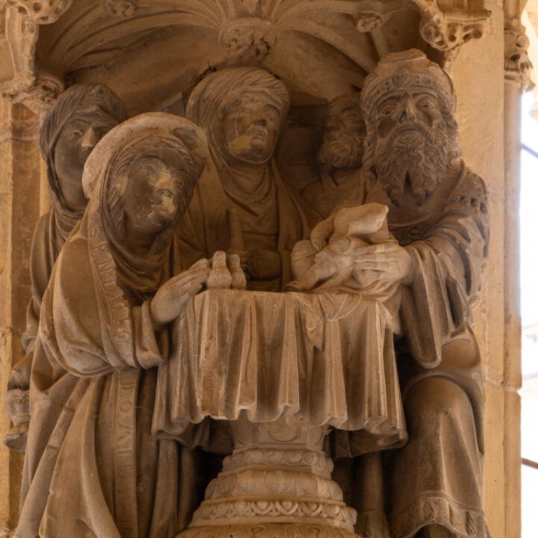 20231213_Oña_MonasterioOña_Claustro (12)